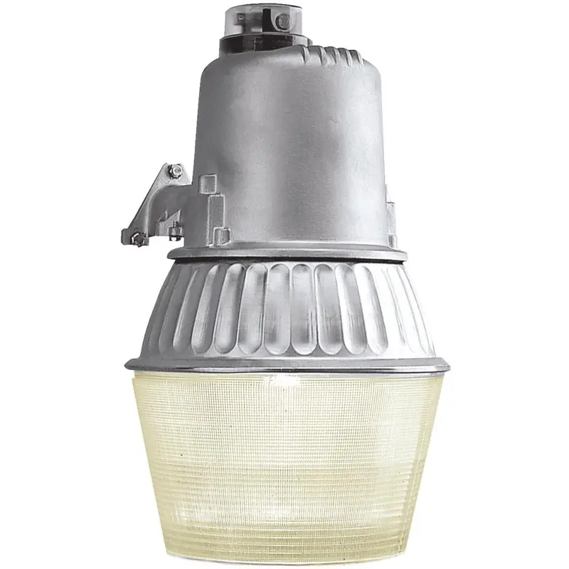 Designers Edge Dusk-To-Dawn Outdoor Area Light – Aluminum Housing, High-Pressure Sodium 1